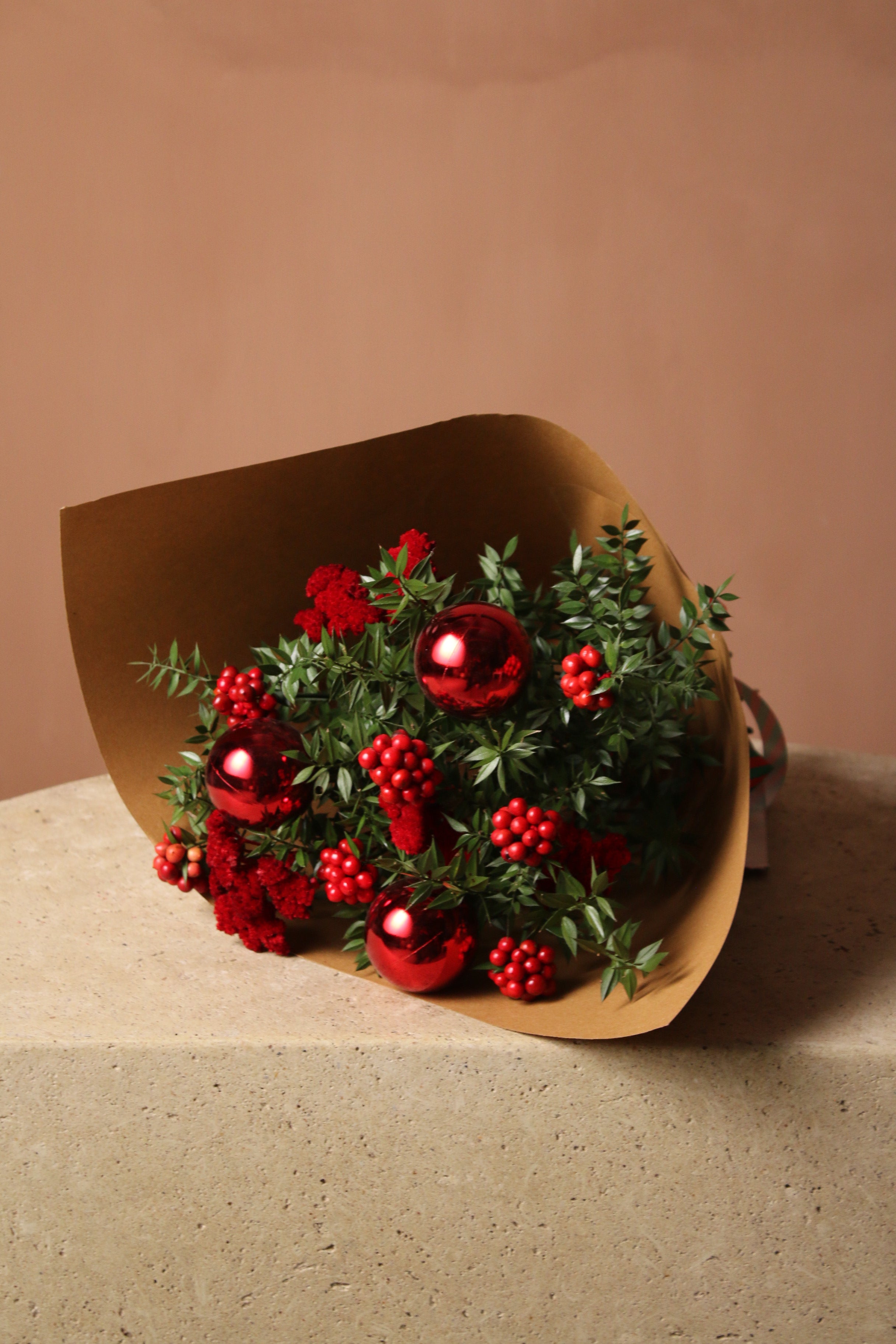 Festive Buket (Kokina Buketi)