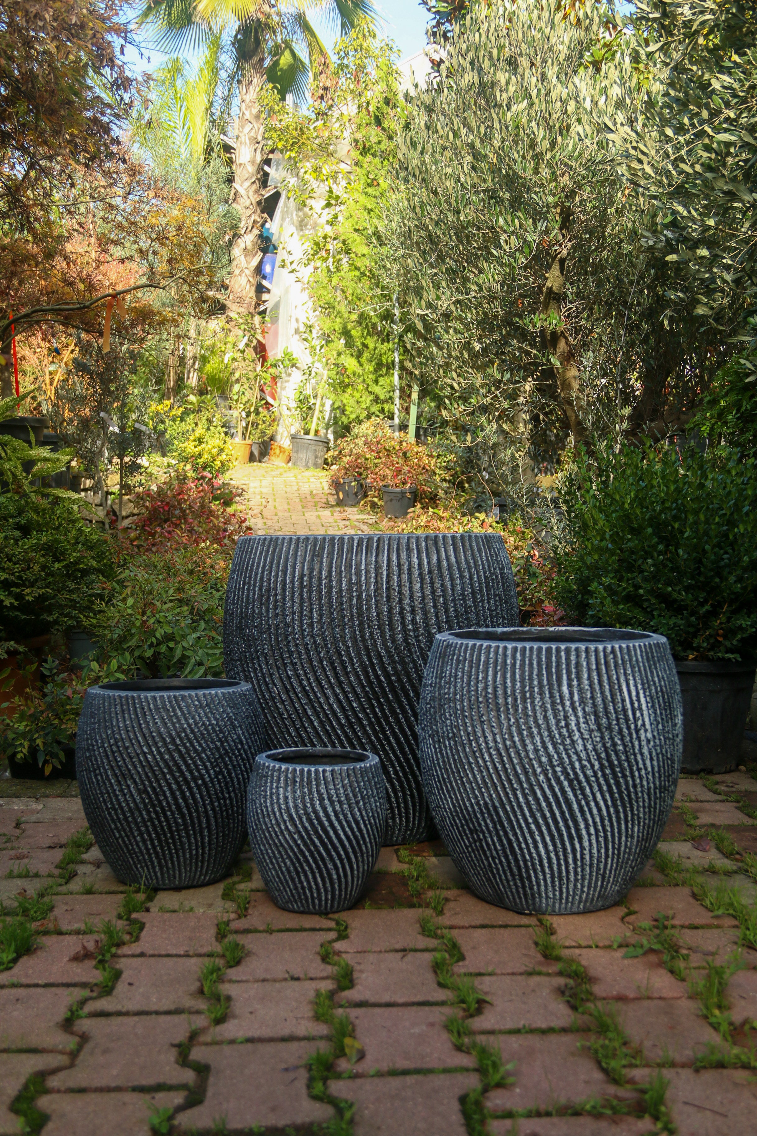 Newcastle Fiberstone Saksı Antrasit