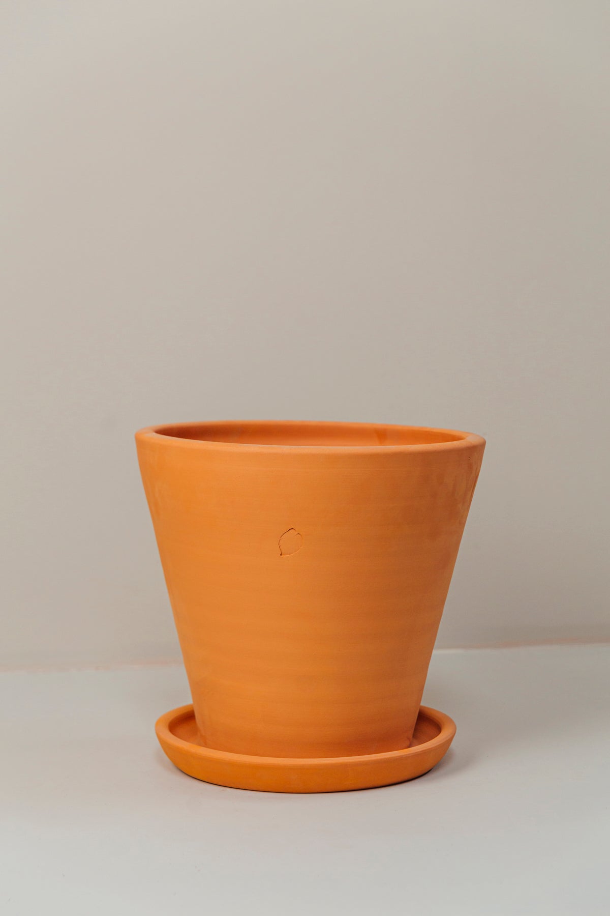Clay Saksı 40cm (Tabaklı)