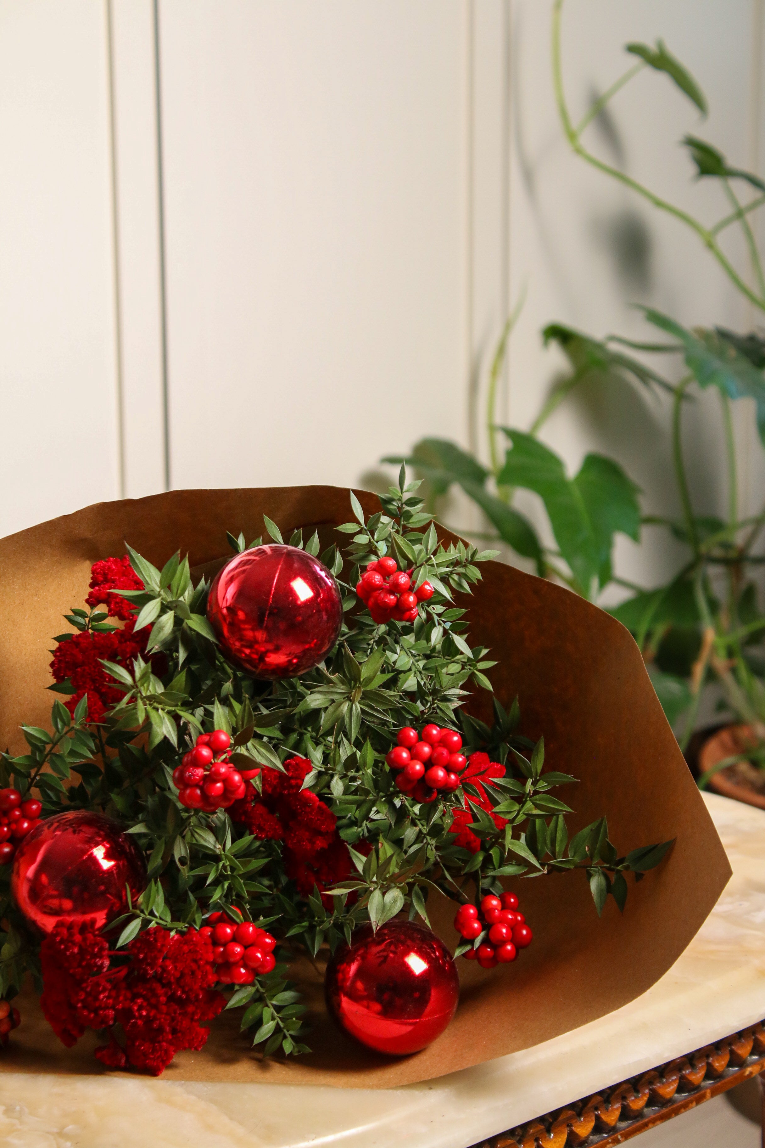 Festive Buket (Kokina Buketi)