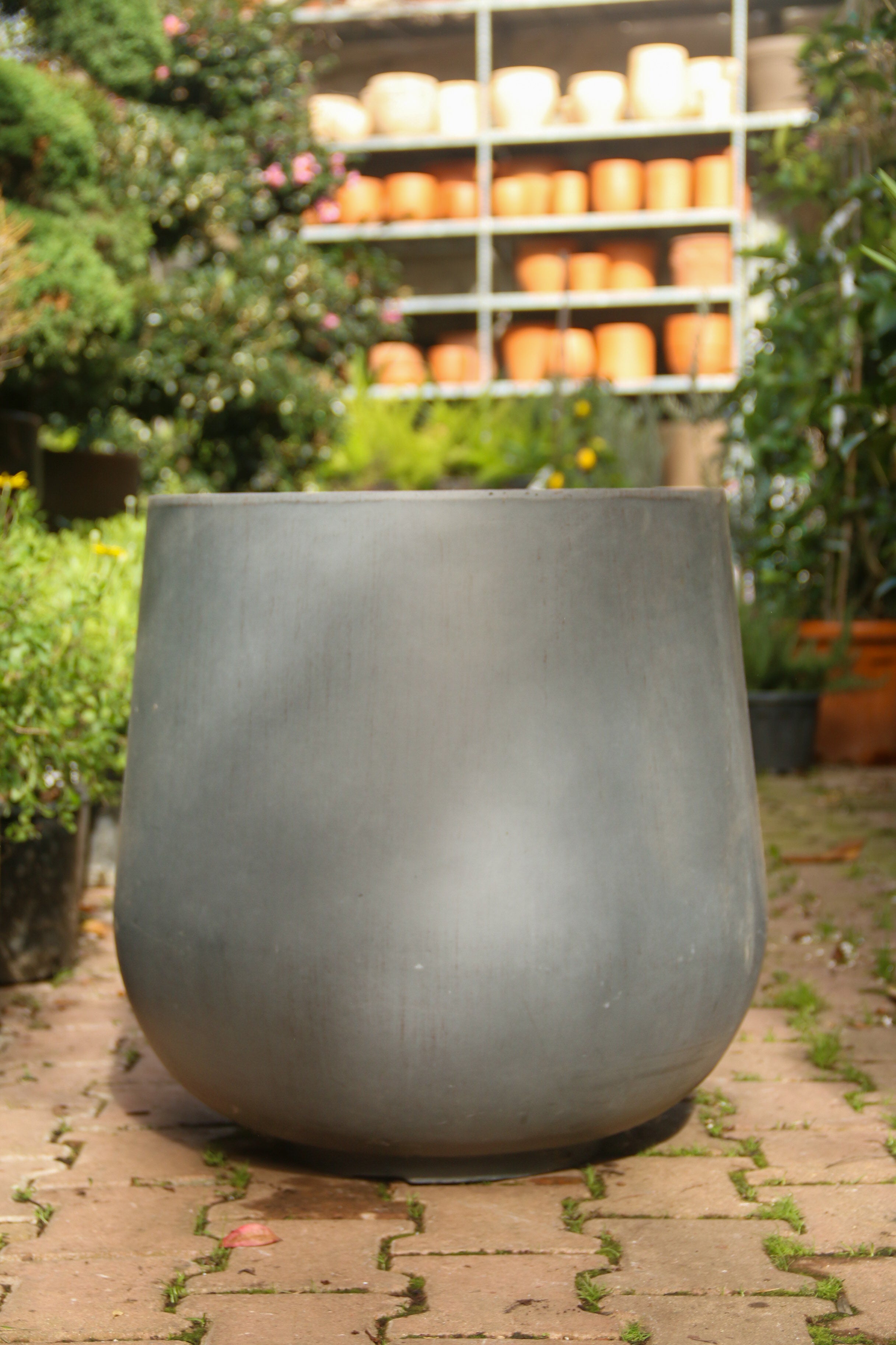 Liverpool Fiberstone Saksı Pax Antrasit