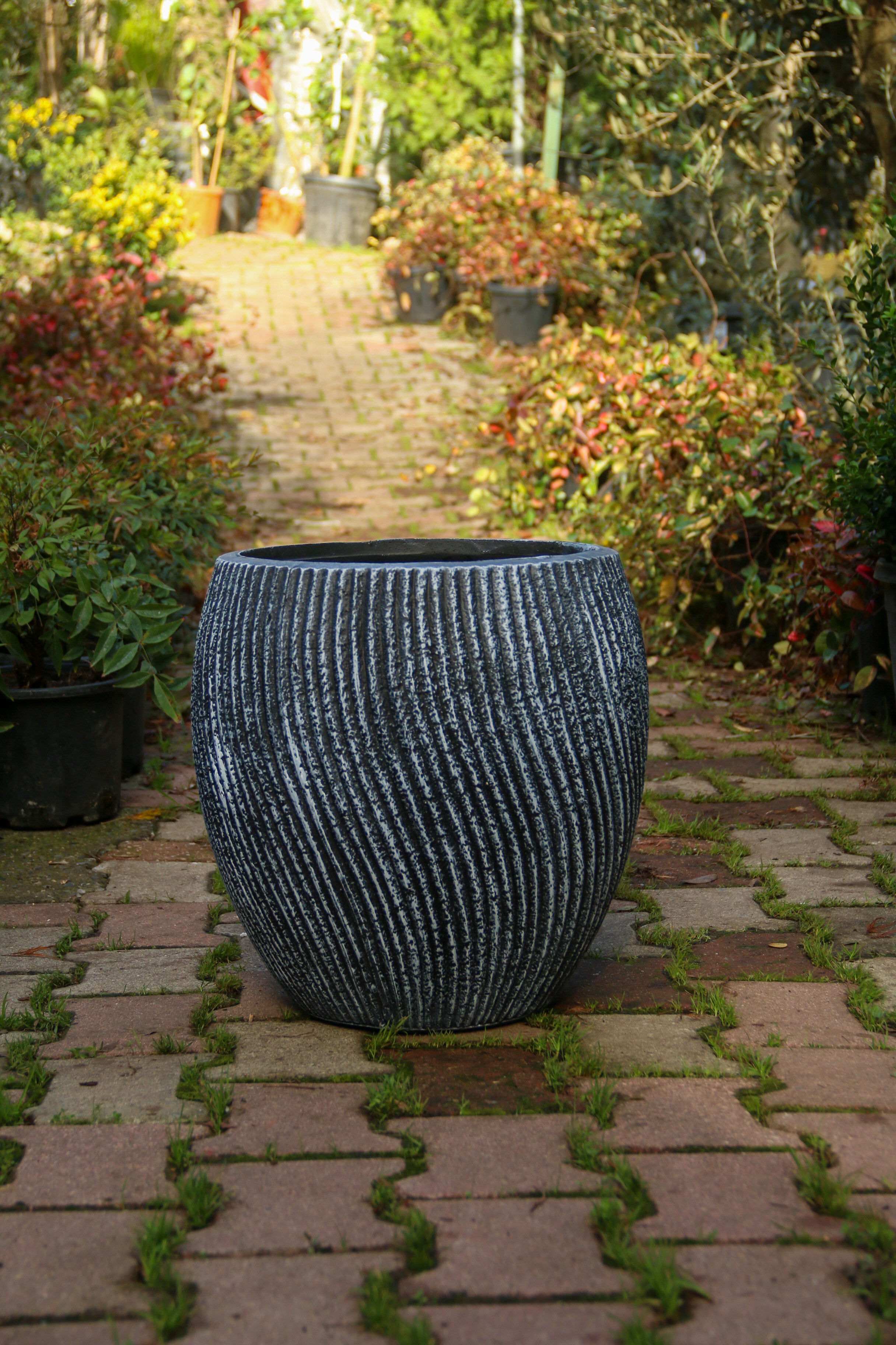 Newcastle Fiberstone Saksı Antrasit