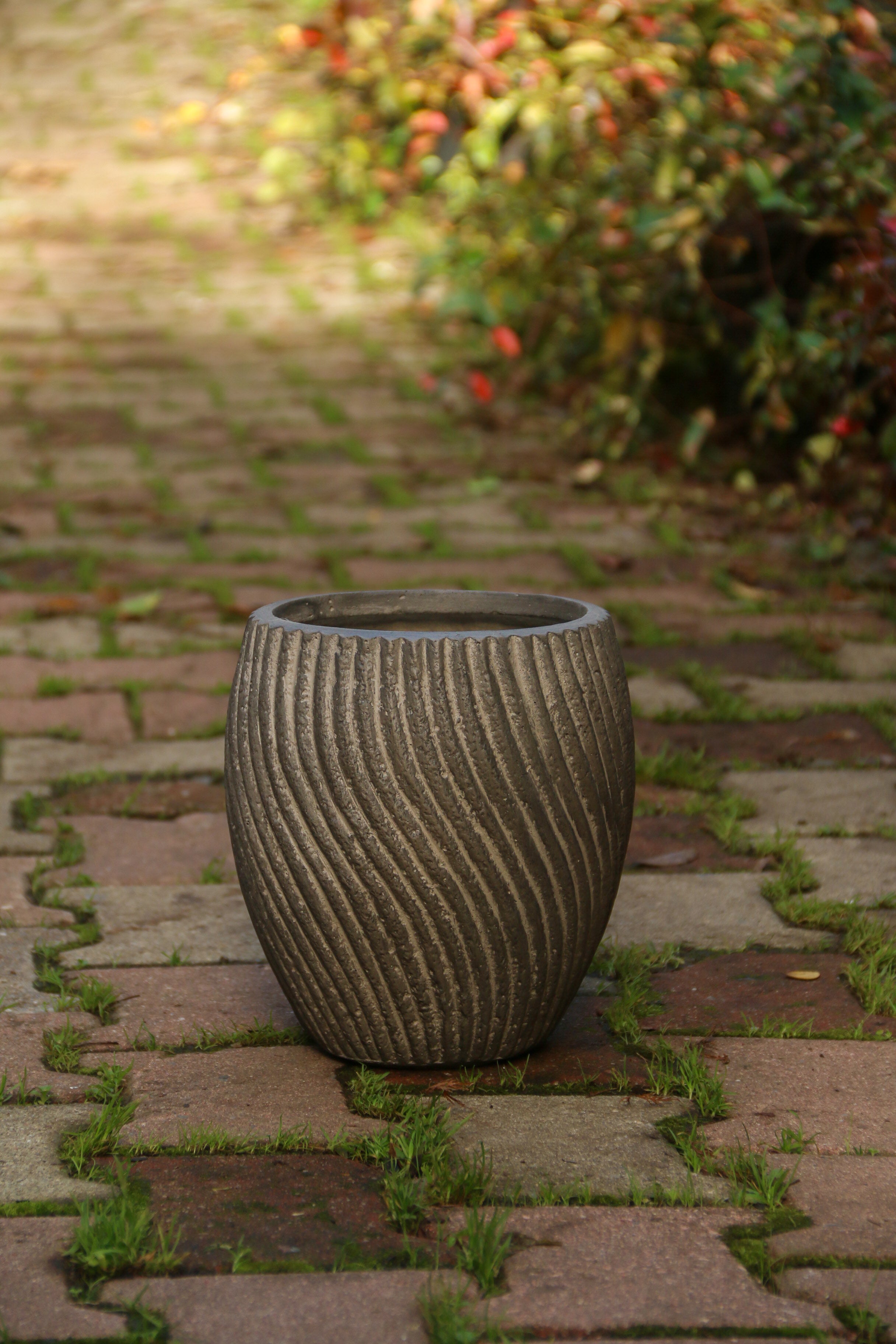 Newcastle Fiberstone Saksı Kahve